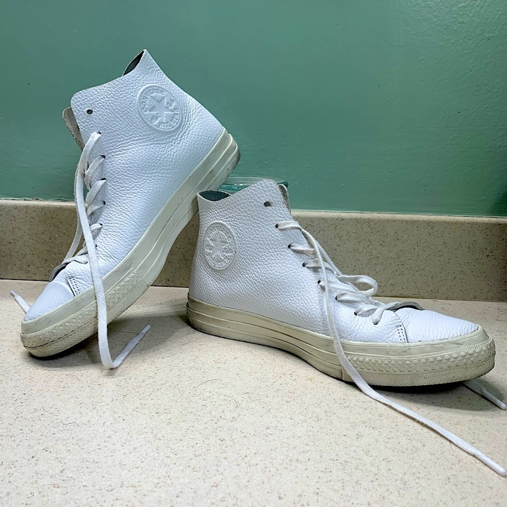 Vintage, white-leather Chuck Taylor’s (unisex)